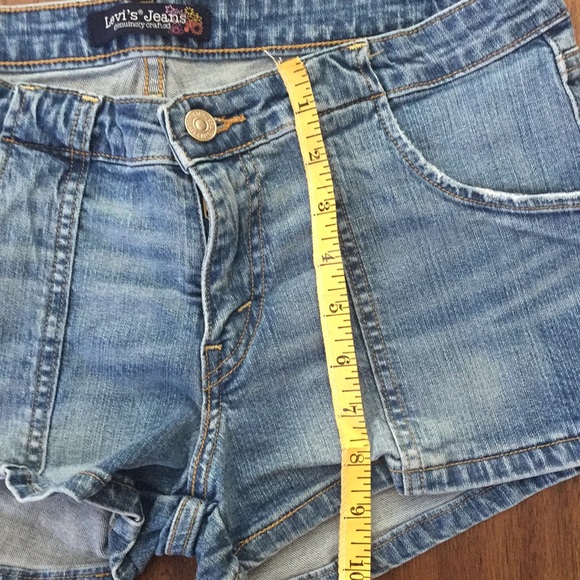 Levi’s denim shorts size 9 - Picture 7 of 7